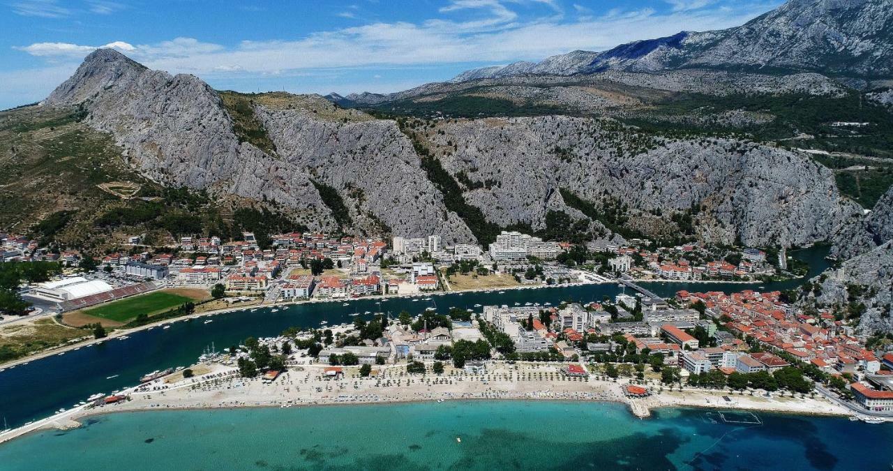 Apartament Green Valley Omiš Esterno foto